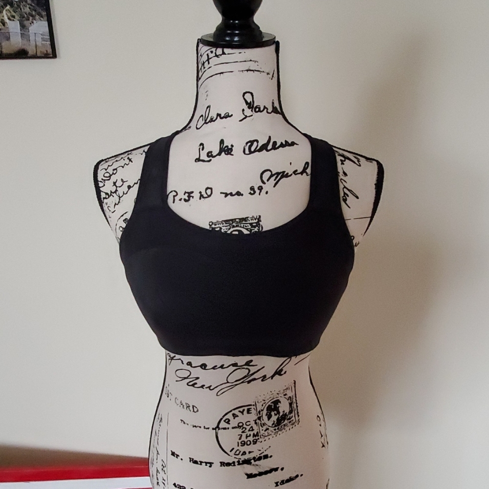 Sports bra